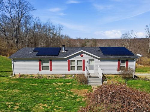 10049 Webb Rd, Logan, OH, 43138 | Card Image