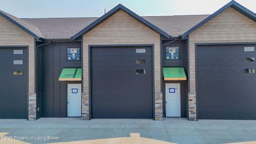2357 Fairway Street, Dickinson, ND, 58601 | Card Image