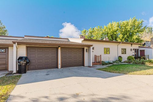 8-906 9th St E, West Fargo, ND, 58078-3109 | Card Image