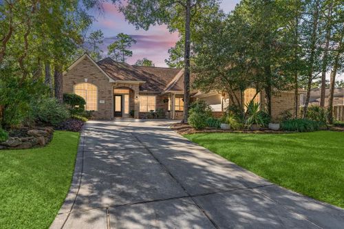 27 Woodmere Place, The Woodlands, TX, 77381 | Card Image