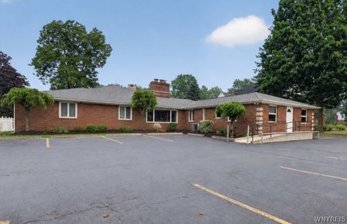 3405 Orchard Park Rd, Orchard Park, NY, 14127-1618 | Card Image