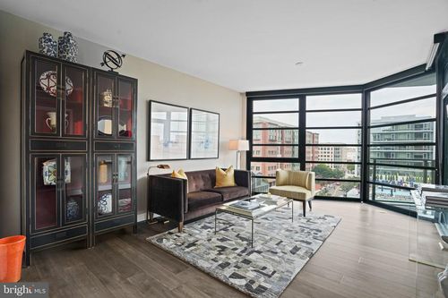 705-1300 4th St Se, WASHINGTON, DC, 20003-2573 | Card Image
