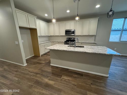 10207 S Moonlit Riverwalk Trail, Vail, AZ, 85641 | Card Image