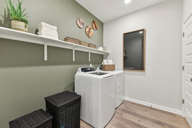 154 Two Bits Ln, House other with 4 bedrooms, 3 bathrooms and 2 parking in Elgin TX | Image 15