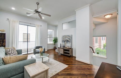 apt-f-202 Mcgowen St, Houston, TX, 77006-2242 | Card Image