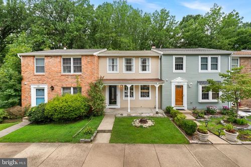 8693 Bent Arrow Ct, SPRINGFIELD, VA, 22153-3705 | Card Image