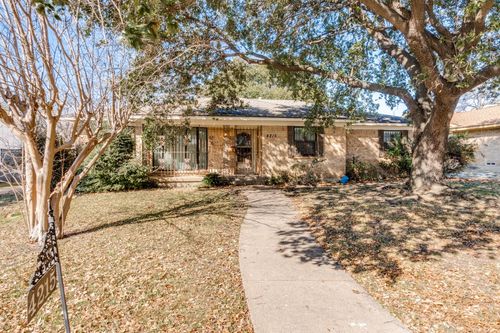 4215 Cinnabar Dr, Dallas, TX, 75227-1707 | Card Image