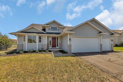 900 Isabella Ave, Clearwater, MN, 55320-1643 | Card Image