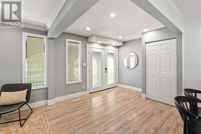 1361 Isabelle Pl, Home with 5 bedrooms, 2 bathrooms and null parking in Windsor ON | Image 17