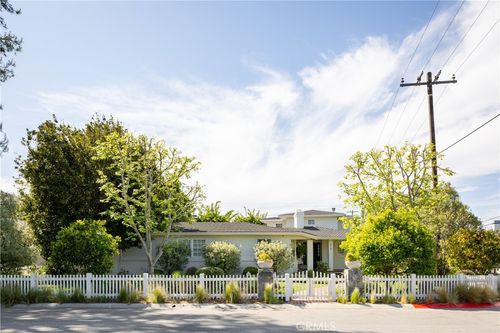 515 Kings Pl, Newport Beach, CA, 92663 | Card Image