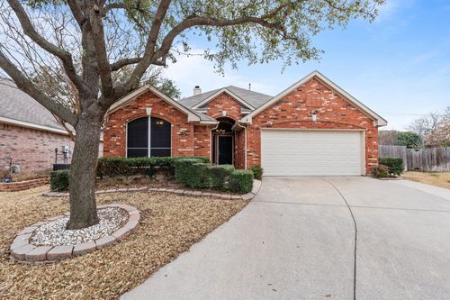 4800 Davy Crockett Trl, Fort Worth, TX, 76137-1574 | Card Image