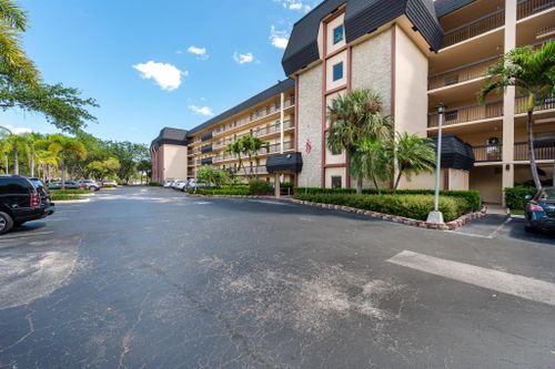 apt-323-5340 Nw 2nd Ave, Boca Raton, FL, 33487-3891 | Card Image