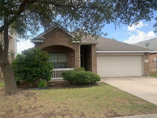 10621 Lipan Trl, Fort Worth, TX, 76108-6922 | Card Image