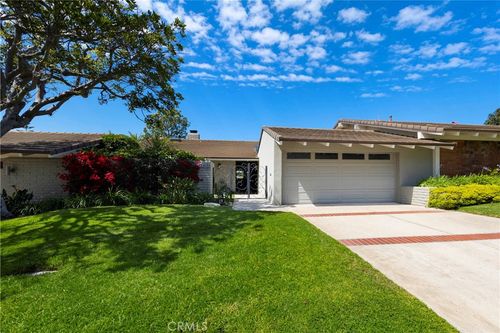 2102 Vista Entrada, Newport Beach, CA, 92660-3935 | Card Image