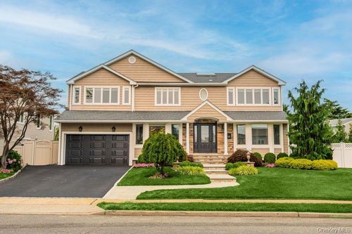3343 Seawane Drive, Hempstead, NY, 11566 | Card Image