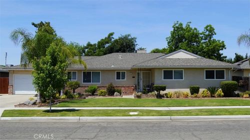 6281 N 9th St, Fresno, CA, 93710-5708 | Card Image