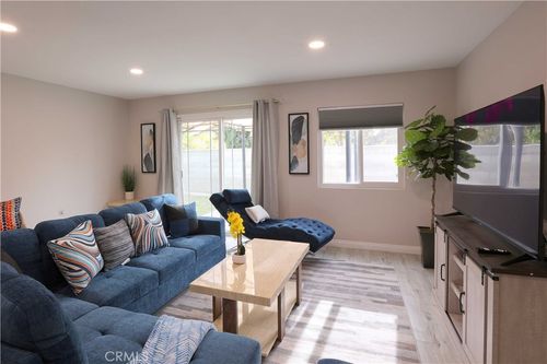 6548 Sequoia Dr, Buena Park, CA, 90620-4245 | Card Image