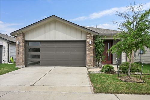 1028 Amistad Loop, College Station, TX, 77845-2704 | Card Image