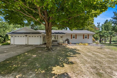 4216 Anderson Dr, Heyworth, IL, 61745-7528 | Card Image