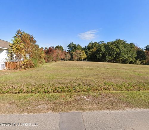 115 Bay Oaks Dr, Bay Saint Louis, MS, 39520-4001 | Card Image