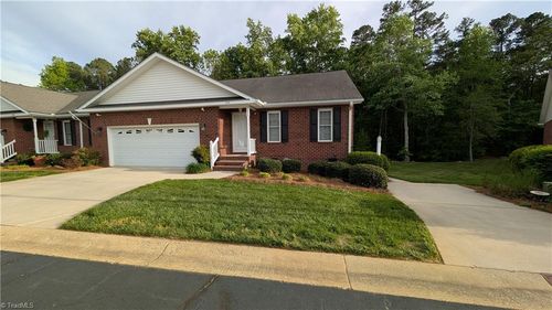 924 Easy Street, Asheboro, NC, 27205 | Card Image