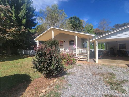 265 Midland Dr, Waynesville, NC, 28785-5986 | Card Image