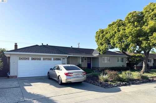 5237 Waller Ave, Fremont, CA, 94536-7239 | Card Image