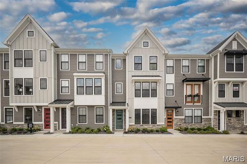 1347 W Gateway Heights W, Richmond Heights, MO, 63144 | Card Image