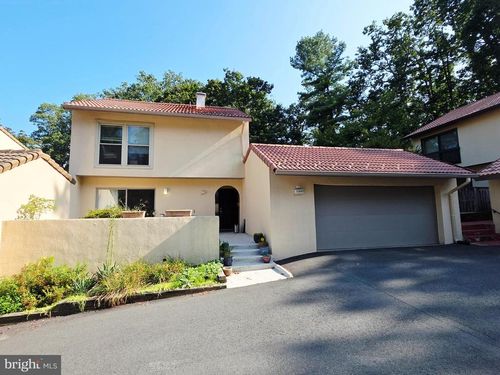 11682 Mediterranean Ct, RESTON, VA, 20190-3401 | Card Image