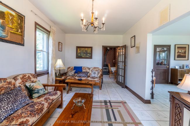 423365 - 25 Sideroad, House other with 3 bedrooms, 2 bathrooms and 3 parking in Mono ON | Image 13