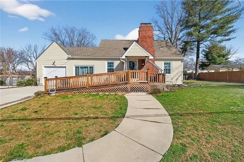 3001 N 78th St, Kansas City, KS, 66109-1627 | Card Image