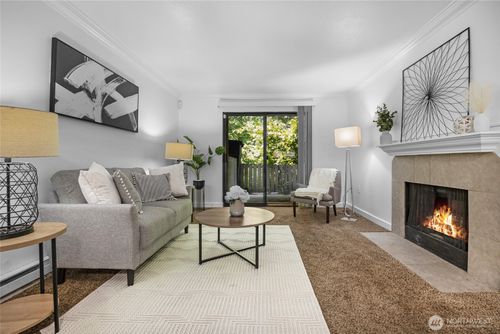 c104-23405 16th Pl S, Des Moines, WA, 98198 | Card Image