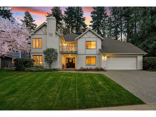 16181 Parelius Cir, Lake Oswego, OR, 97034-4673 | Card Image