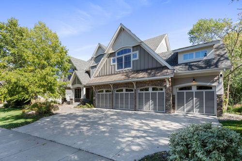 5510 Upland Ln N, Plymouth, MN, 55446-4591 | Card Image