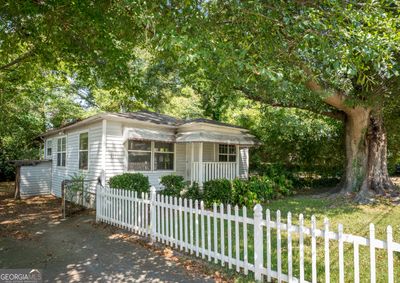 311 Henry Aaron Avenue Sw, House other with 2 bedrooms, 1 bathrooms and null parking in Atlanta GA | Image 1