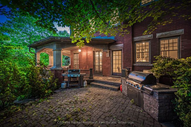 35 Queen St, House other with 7 bedrooms, 4 bathrooms and 2 parking in Guelph ON | Image 47