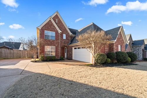 9605 Misty Knoll Dr, Cordova, TN, 38016-6706 | Card Image