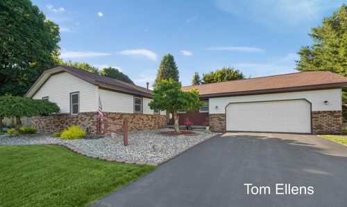 2945 Rolling Hills Ct, Hudsonville, MI, 49426-9736 | Card Image
