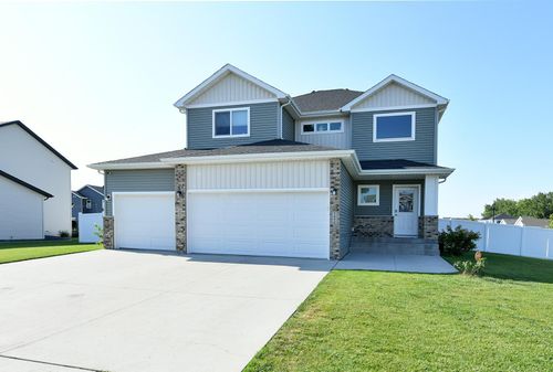5494 Tanner Ave S, Fargo, ND, 58104-4011 | Card Image