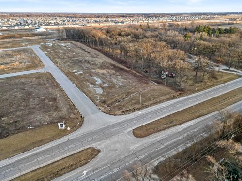 13815 Wicker Ave, Cedar Lake, IN, 46303-9084 | Card Image