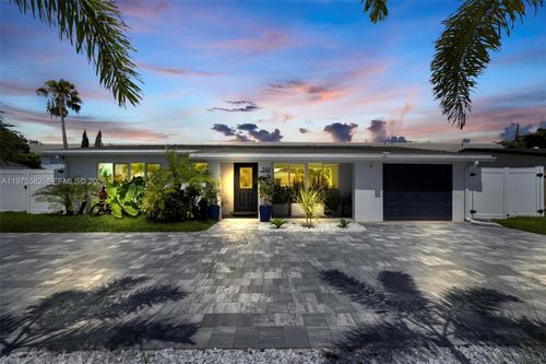 309 Se 3rd Ter, Deerfield Beach, FL, 33441-4736 | Card Image