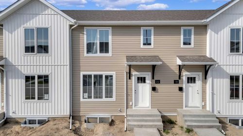 22 Anna Close, Blackfalds, AB, T4M0N1 | Card Image