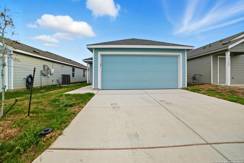 11546 Field Briar, Converse, TX, 78109 | Card Image