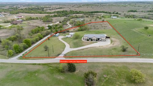 1395 Private Road 4011, Decatur, TX, 76234-5681 | Card Image