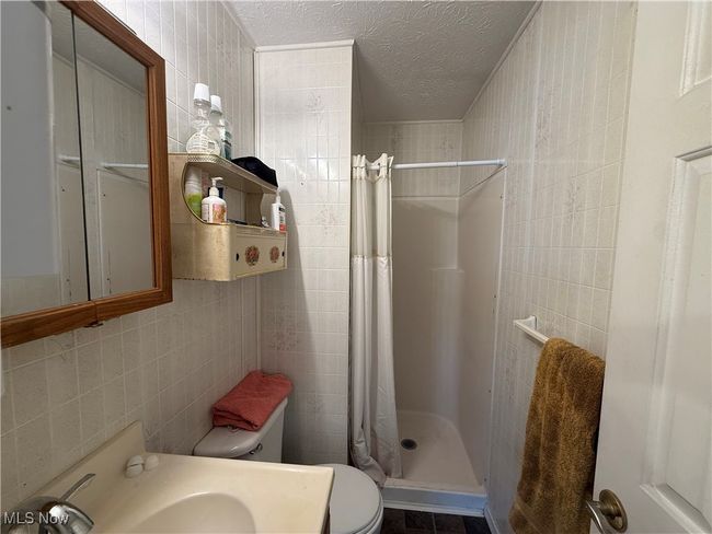 5253 Calla Ave Nw, House other with 4 bedrooms, 3 bathrooms and null parking in Warren OH | Image 11