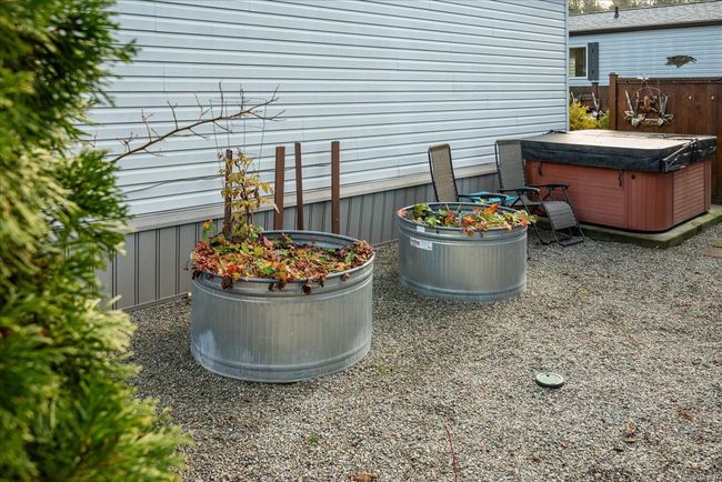24 - 3704 Melrose Rd, House other with 2 bedrooms, 2 bathrooms and 2 parking in Whiskey Creek BC | Image 20