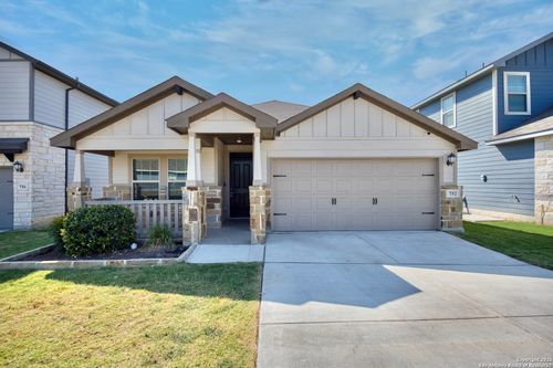 752 Clara Park, New Braunfels, TX, 78130-0152 | Card Image