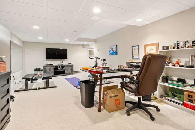 Additional Office Space and Home Gym | Image 27