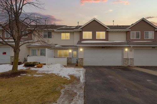 3010 Pinehurst Dr, Faribault, MN, 55021-9213 | Card Image