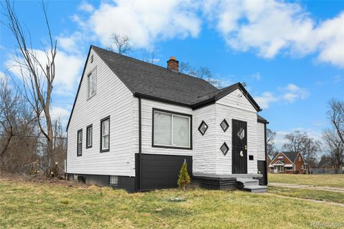 17028 W Chicago St, Detroit, MI, 48228-2031 | Card Image